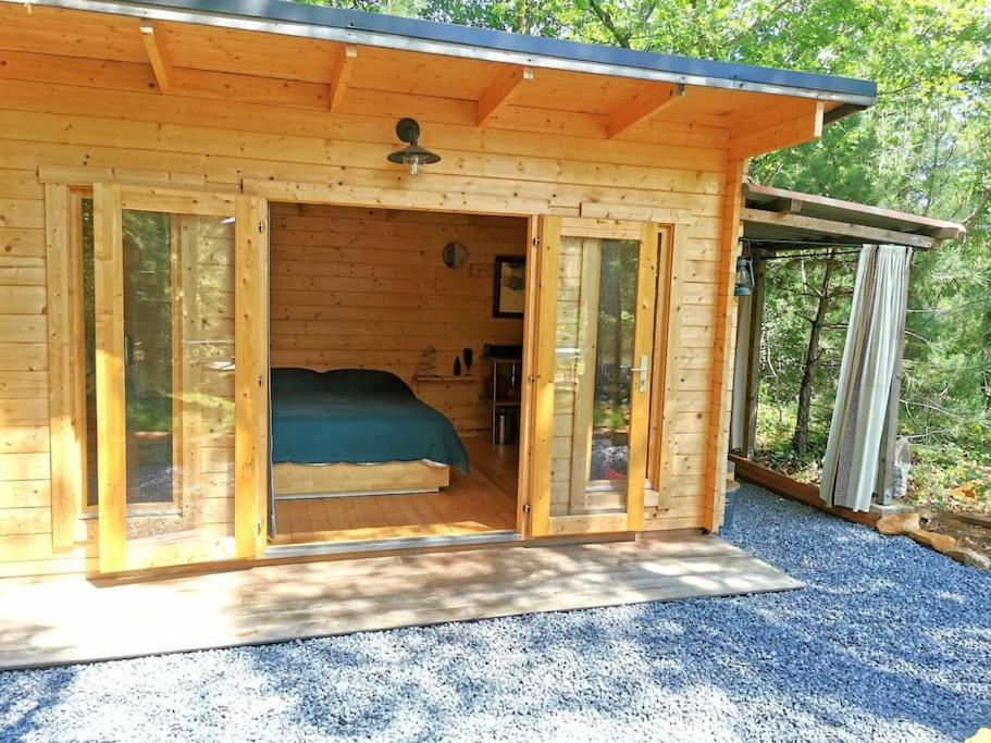 Cabanon Dans Un Ecrin De Verdure กัลลิออง ภายนอก รูปภาพ